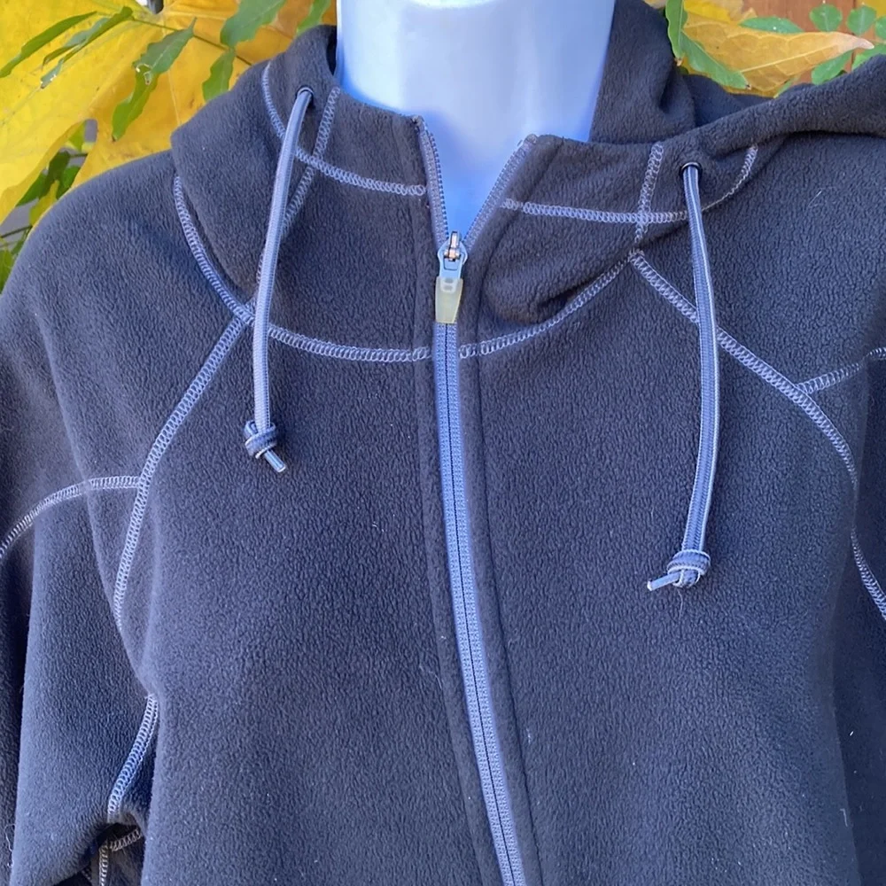REI FLEECE ZIP, HOODED JACKET. Vented underarms, front side pockets. Size large - Picture 3 of 7